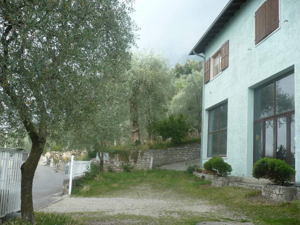 Appartamento Michela Brenzone sul Garda Δωμάτιο φωτογραφία