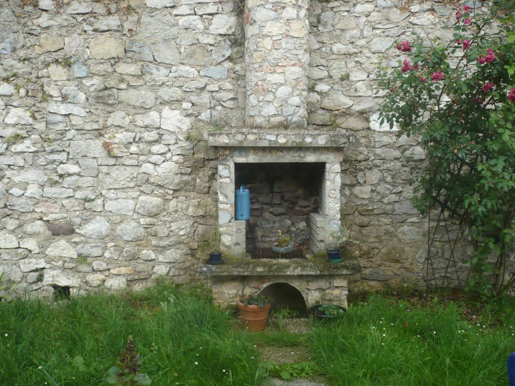 Appartamento Michela Brenzone sul Garda Δωμάτιο φωτογραφία
