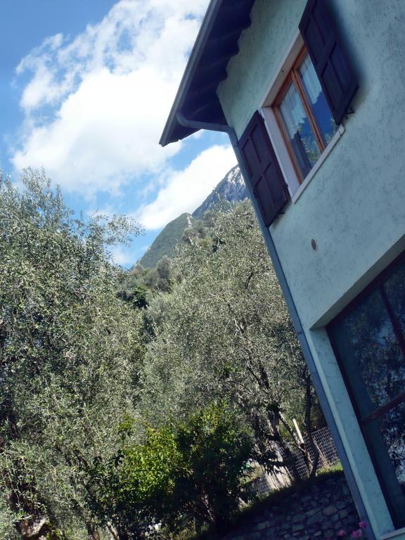 Appartamento Michela Brenzone sul Garda Δωμάτιο φωτογραφία