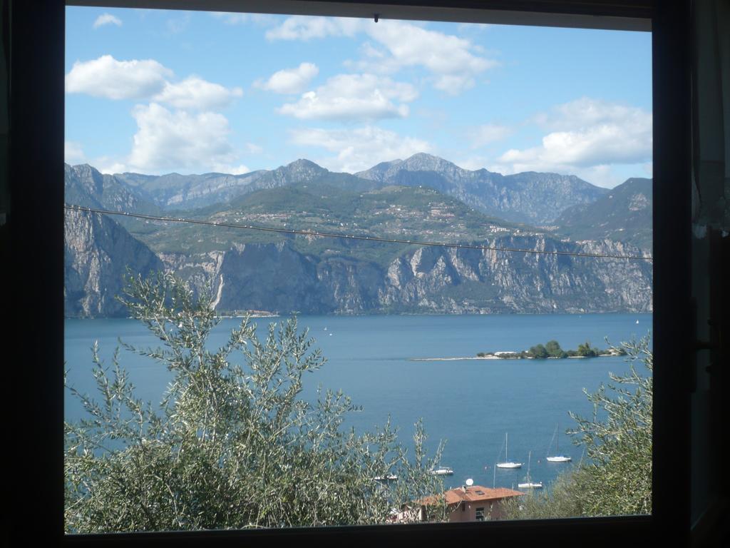 Appartamento Michela Brenzone sul Garda Δωμάτιο φωτογραφία